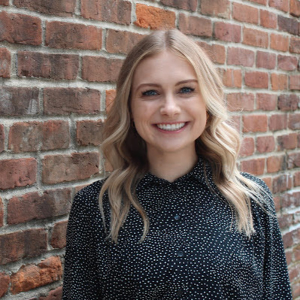 Meet your Posher, Charlotte